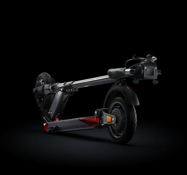 Электросамокат E-TWOW Booster GT SE 700W Электросамокат E-TWOW Booster GT SE 700W
